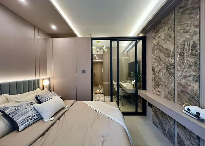 Harbor Calm Aparthotel